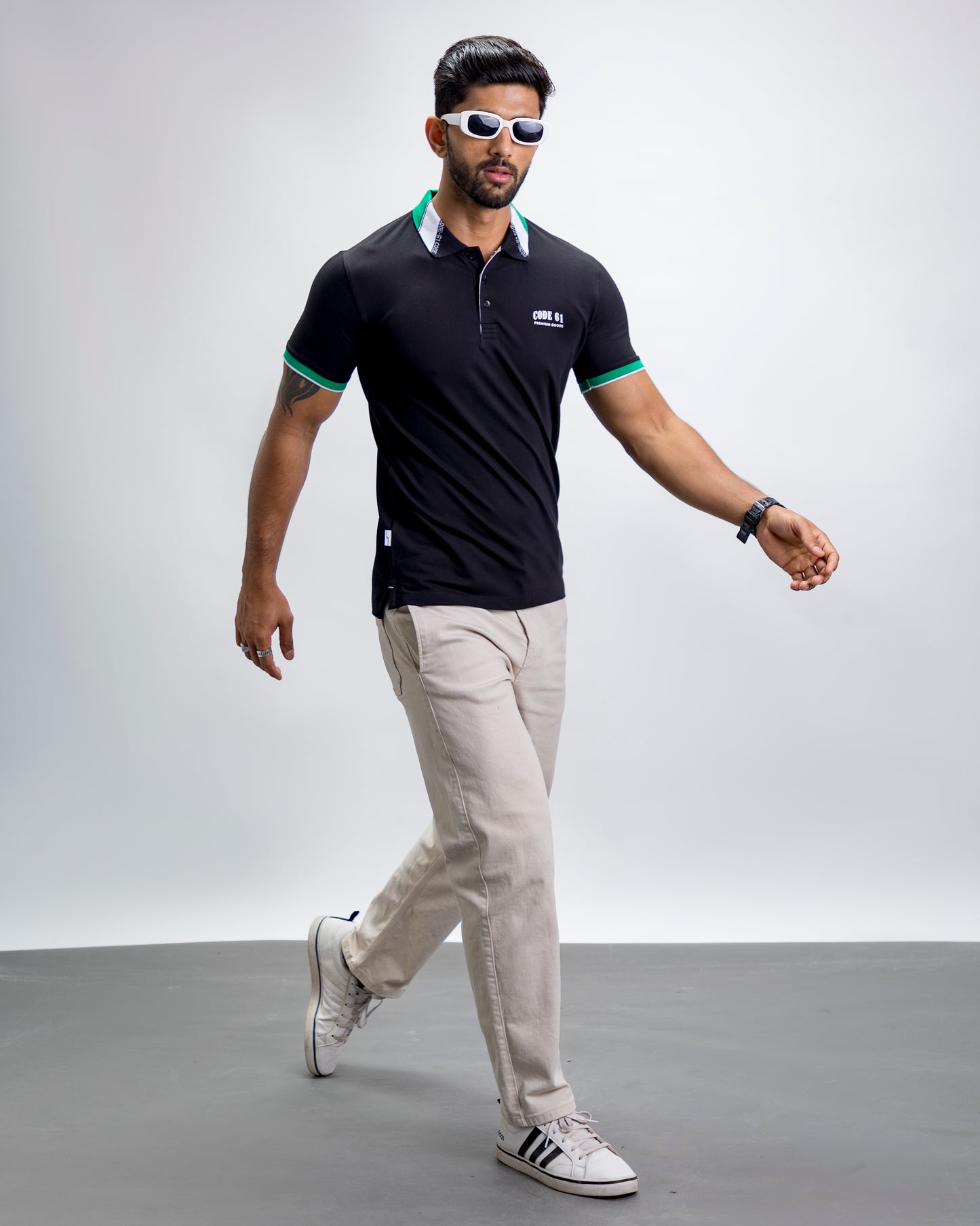 Black with contrast collar polo t-shirt