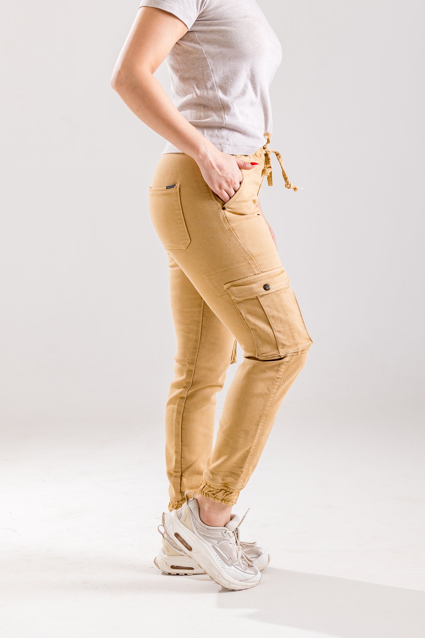Khakhi Jogger with Cargo Pockets