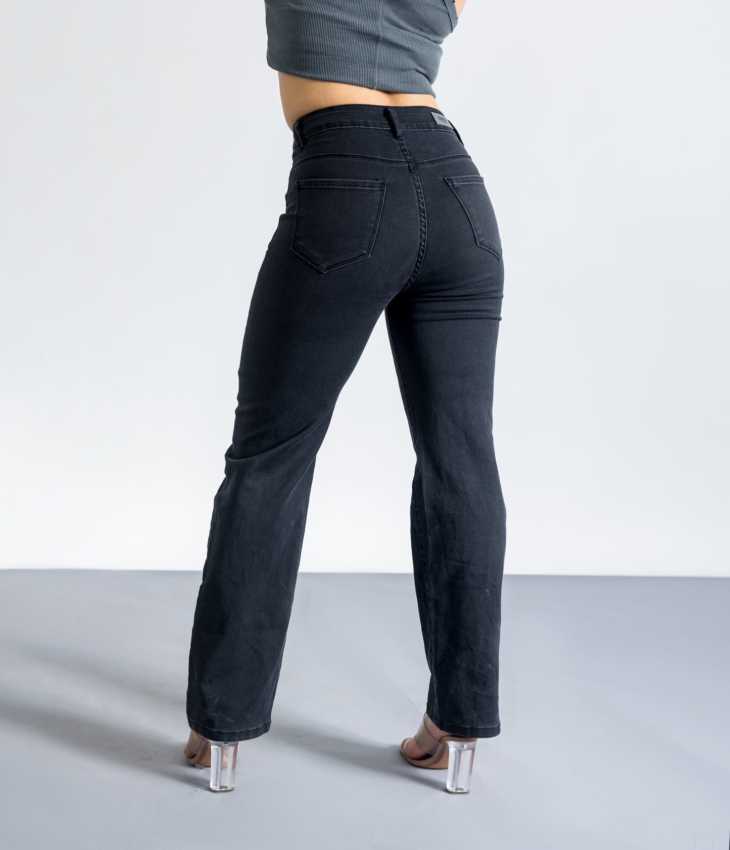 Black loose-fit Denim Pants with Pocket Detailing